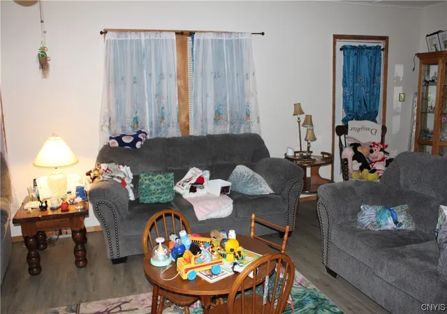 Photo 4 of Single family home for sale at 4972 State Route 31, Clay, NY 13041 | MLS# S1507630 | Listing updated on 2026-07-15