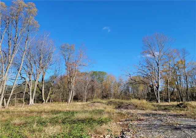Photo 2 of Single family home for sale at 7078 Ontario Center Road, Ontario, NY 14519 | MLS# R1508406 | Listing updated on 2026-01-23