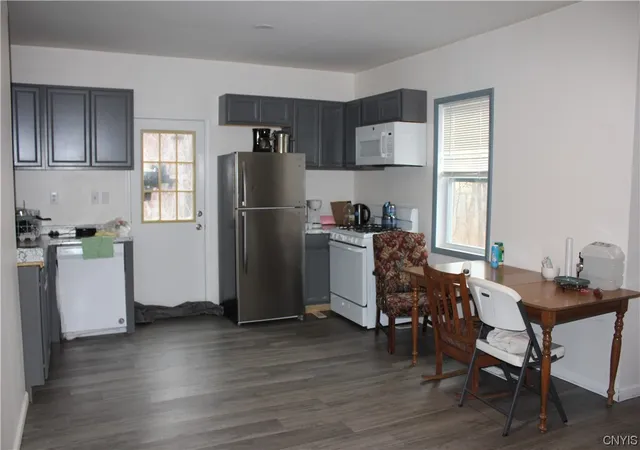 Photo 5 of Single family home for sale at 4966 State Route 31, Clay, NY 13041 | MLS# S1518329 | Listing updated on 2026-07-15