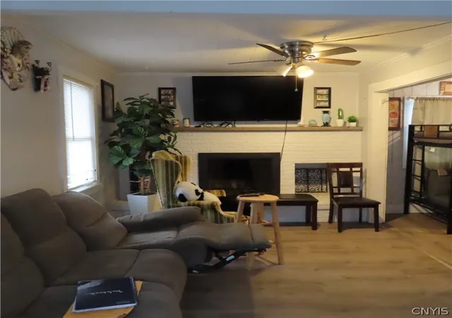 4th image of 313 Garden City Dr, Salina, NY 13211 | MLS# S1523690