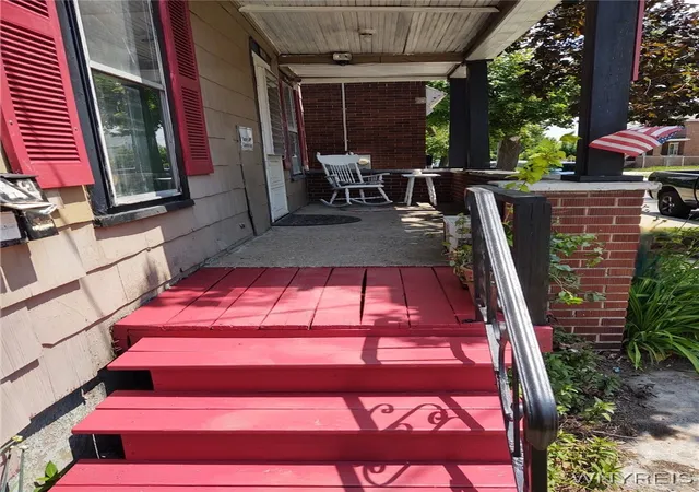 3rd image of 1510 Ashland Ave, Niagara Falls, NY 14301 | MLS# B1538985