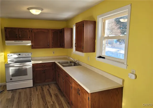 Homes for sale in Little Falls, NY | 100 Loomis St, Little Falls, NY 13365 | MLS# S1558513