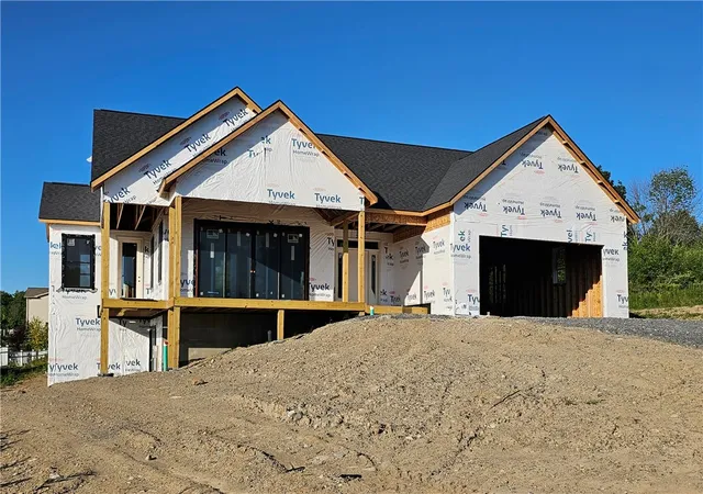 Photo 1 of Single family home for sale at 4532 Lake Ridge Dr, Canandaigua, NY 14424 | MLS# R1559573 | Listing updated on 2026-08-01