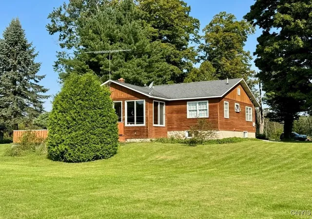 Photo 4 of Sale Pending at 3000 Haskins Rd, Blossvale, NY 13308 | MLS# S1565247 | Listing updated on 2026-07-13