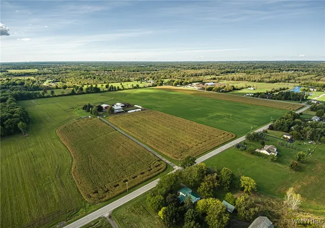 4th image of 6990 Heise Rd, Clarence Center, NY 14032 | MLS# B1568613