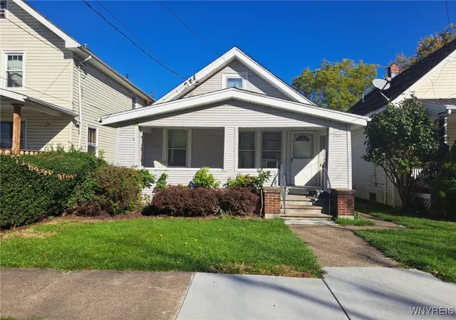 Photo 1 of Single family home for sale at 2454 Lasalle Ave, Niagara Falls, NY 14301 | MLS# B1572875 | Listing updated on 2026-04-13