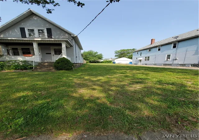 Homes for sale in Buffalo, NY | 42 N Ogden St, Buffalo, NY 14206 | MLS# B1582823