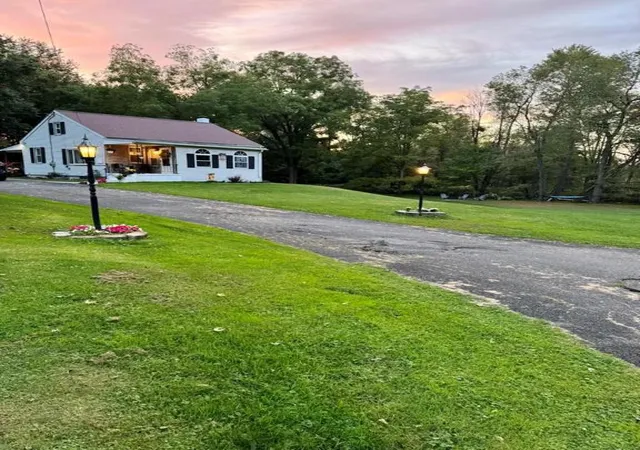 Photo 1 of Sale Pending at 324 Laurentian Pl, Elmira, NY 14904 | MLS# EC276528 | Listing updated on 2025-02-19