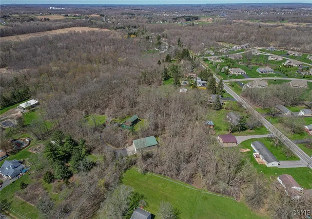 5th image of 7715 River Rd, Lysander, NY 13027 | MLS# S1591399