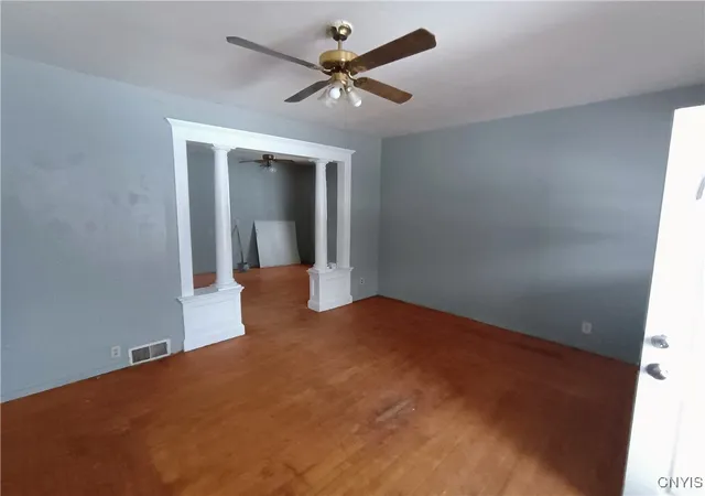 Photo 2 of Sale Pending at 812 Kirkpatrick St, Syracuse, NY 13208 | MLS# S1590850 | Listing updated on 2025-11-18