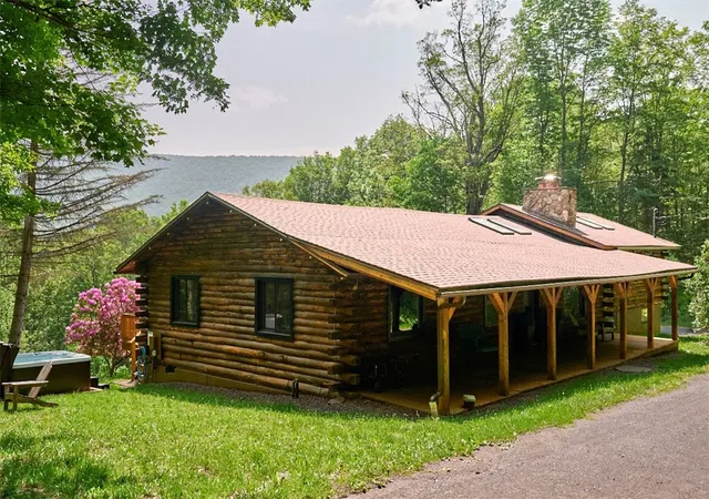 Photo 1 of Single family home for sale at 38 Woodchuck Rd, Denver, NY 12421 | MLS# R1595778 | Listing updated on 2026-07-15