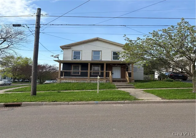 Homes for sale in Oswego, NY | 97 W Cayuga St, Oswego, NY 13126 | MLS# S1596448