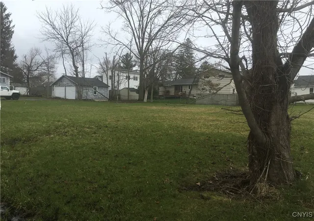 3rd image of 8882 Michigan Ave, Cicero, NY 13039 | MLS# S1599081