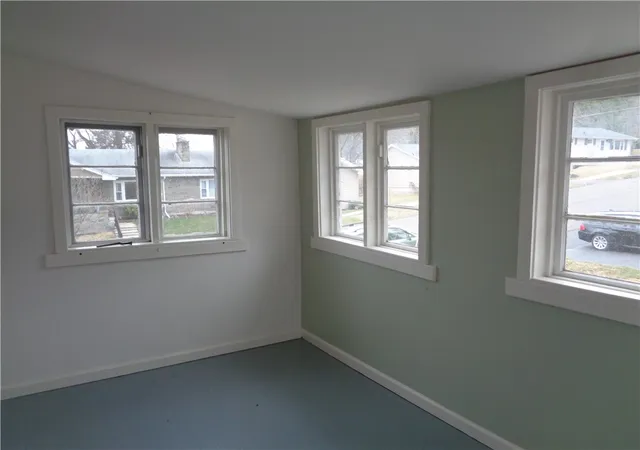 3rd image of 252 W 2Nd St, Corning, NY 14830 | MLS# R1599345