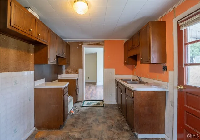 Homes for sale in Frankfort, NY | 2702 Southside Rd, Frankfort, NY 13340 | MLS# S1600155