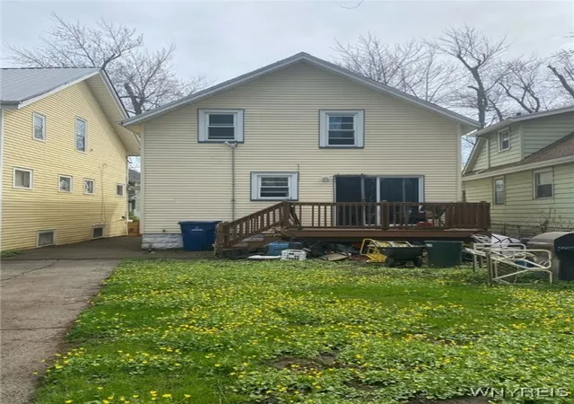 Photo 2 of Sale Pending at 166 Amber St, Buffalo, NY 14220 | MLS# B1602844 | Listing updated on 2025-06-09