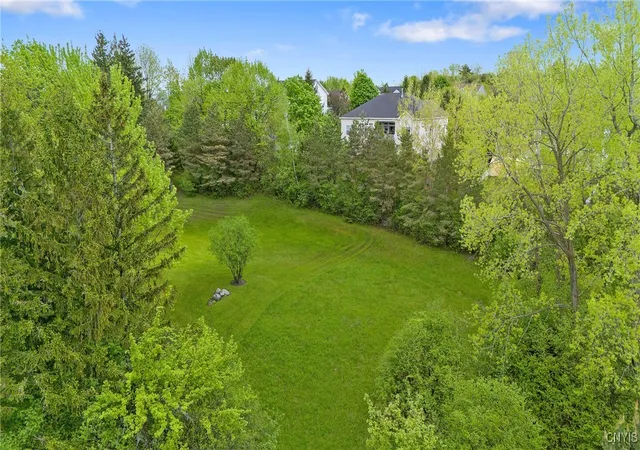 Homes for sale in De Witt, NY | 6002 Sewickley Dr, De Witt, NY 13078 | MLS# S1607919