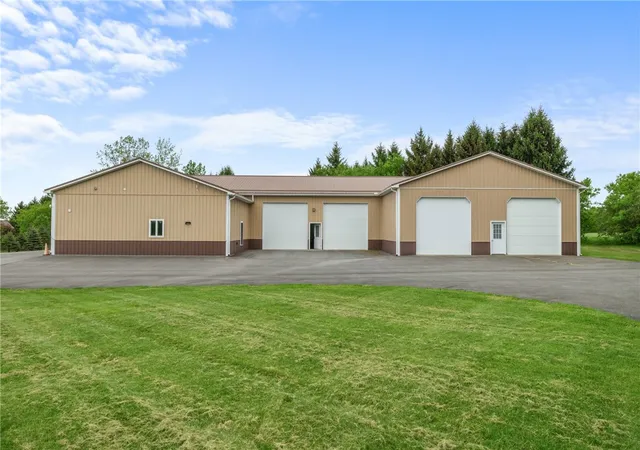 Homes for sale in Romulus, NY | 2872 Swick Rd, Romulus, NY 14521 | MLS# R1608711