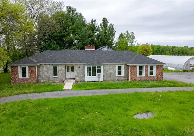 Homes for sale in Richland, NY | 4335 Us Route 11, Richland, NY 13142 | MLS# S1609031
