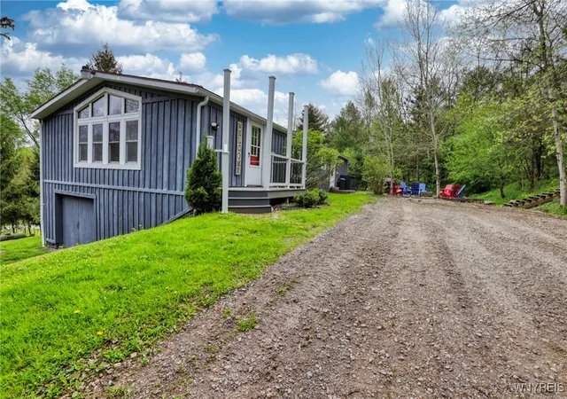 Homes for sale in Ellicottville, NY | 5556 Bryant Hill Rd, Ellicottville, NY 14731 | MLS# B1606906