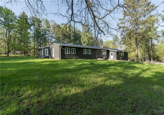 Homes for sale in Watertown, NY | 1444 Holcomb St, Watertown, NY 13601 | MLS# S1607348