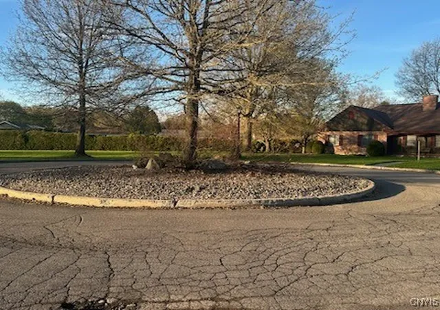 Photo 4 of Sale Pending at 105 Birchwood Cir, Rome, NY 13440 | MLS# S1614054 | Listing updated on 2026-07-30