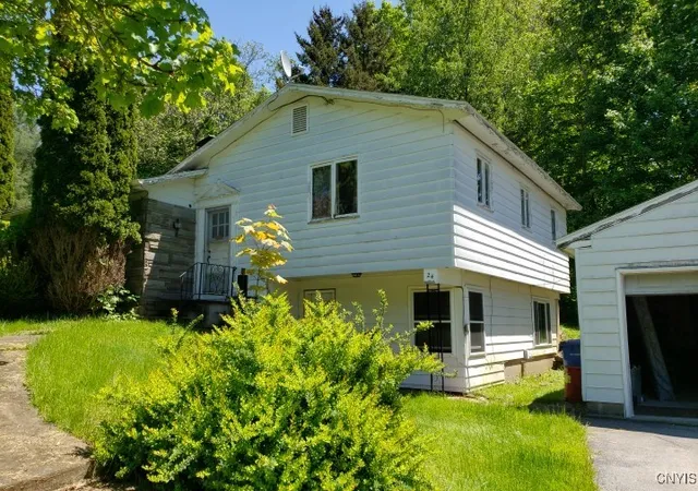 2nd image of 24 Loomis Ter, Phoenix, NY 13135 | MLS# S1616674