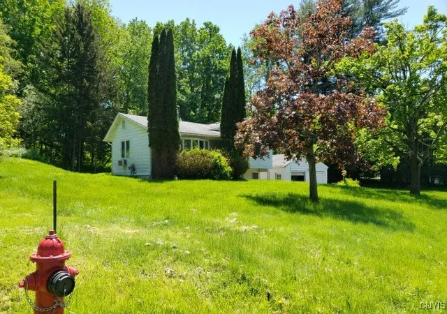 Photo 5 of Single family home for sale at 24 Loomis Ter, Phoenix, NY 13135 | MLS# S1616674 | Listing updated on 2026-07-16