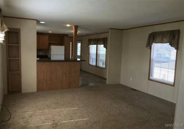 4th image of 109B Elmhurst, Lockport, NY 14094 | MLS# B1616482