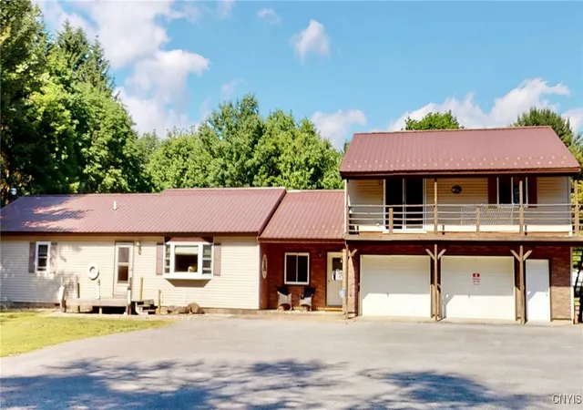 Homes for sale in Albion, NY | 620 County Route 48, Albion, NY 13302 | MLS# S1616913