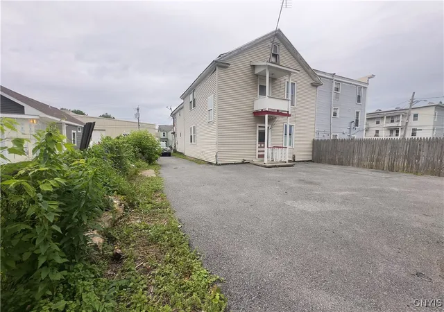 Homes for sale in Utica, NY | 803 3Rd Ave, Utica, NY 13501 | MLS# S1615623