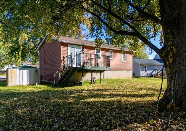 3rd image of 3980 Ridgelea Dr, Newfane, NY 14094 | MLS# B1617425
