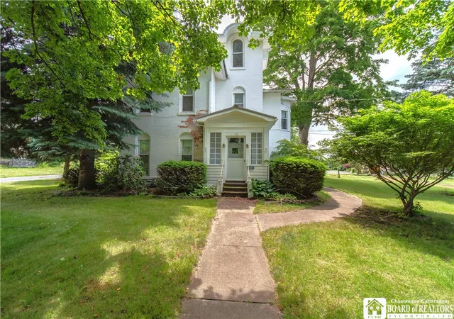1st image of 12 Central Ave, Portland, NY 14716 | MLS# R1617472