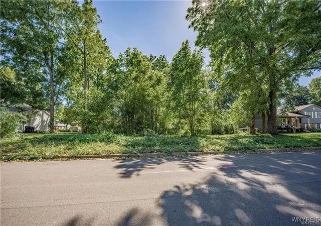 4th image of 78 Lincolnshire Dr, Lockport City, NY 14094 | MLS# B1618115