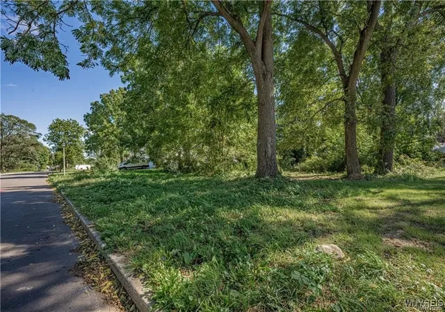 5th image of 78 Lincolnshire Dr, Lockport City, NY 14094 | MLS# B1618115