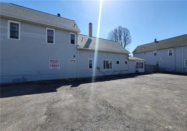2nd image of 2047 Clinton St, Buffalo, NY 14206 | MLS# B1618153