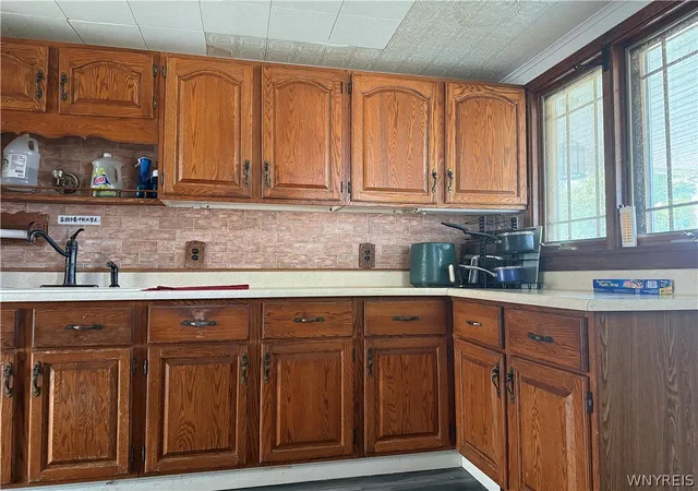 5th image of 14 Dolphann Dr, Tonawanda, NY 14150 | MLS# B1621486