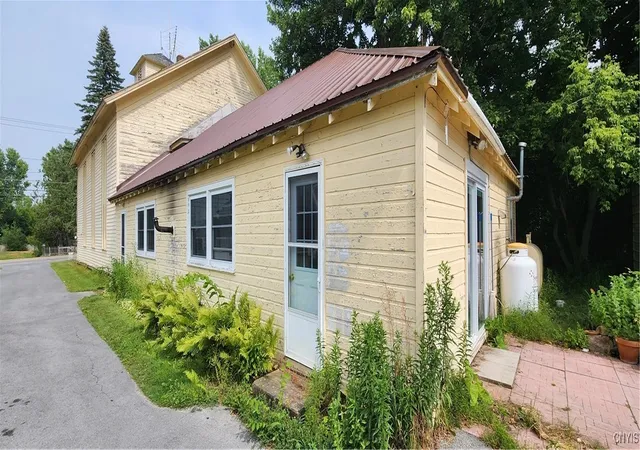 Photo 3 of Single family home for sale at 25950 State Route 26, La Fargeville, NY 13656 | MLS# S1622533 | Listing updated on 2026-07-16