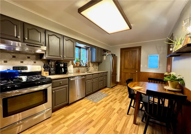 5th image of 86 Hudson St, Oneonta, NY 13820 | MLS# R1623647