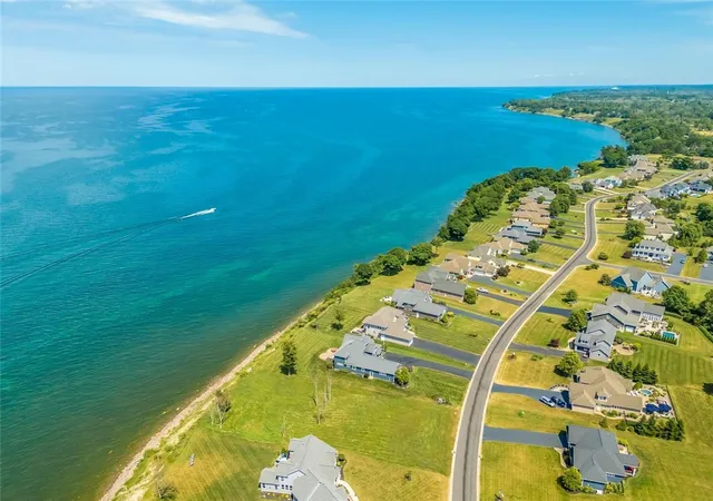 3rd image of 357 Coastal View Dr Lot #306, Webster, NY 14580 | MLS# R1623026