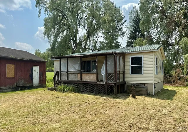 Homes for sale in Westmoreland, NY | 5223 Moore Rd, Westmoreland, NY 13490 | MLS# S1626775