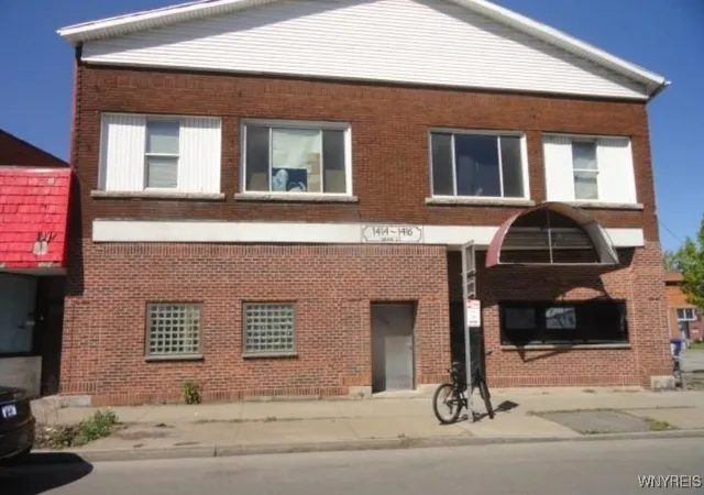 1st image of 1414 Main St, Niagara Falls, NY 14305 | MLS# B1627220