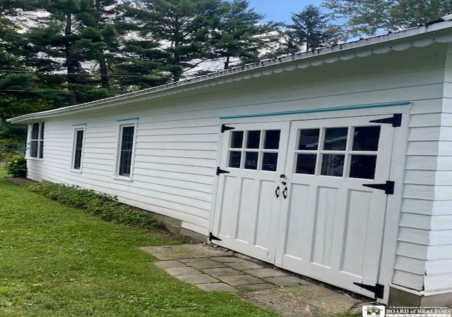 Photo 3 of Single family home for sale at 3913 S Everett Ave, Bemus Point, NY 14712 | MLS# R1627305 | Listing updated on 2026-07-31