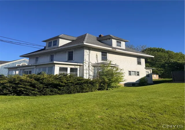 2nd image of 1607 W Genesee St, Syracuse, NY 13204 | MLS# S1627753