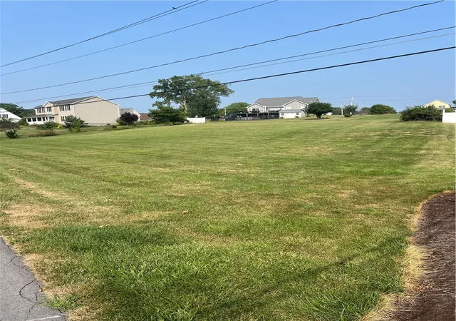 Homes for sale in Romulus, NY | 5791 E Lake Rd, Romulus, NY 14541 | MLS# R1627817