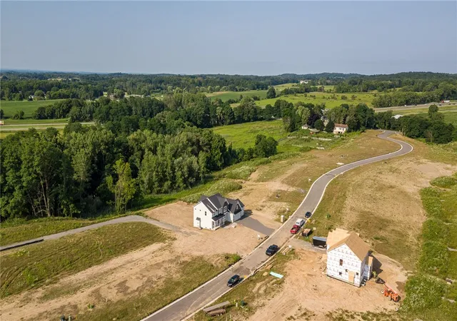 2nd image of 23 Mendon Green Ln, Mendon, NY 14534 | MLS# R1584681