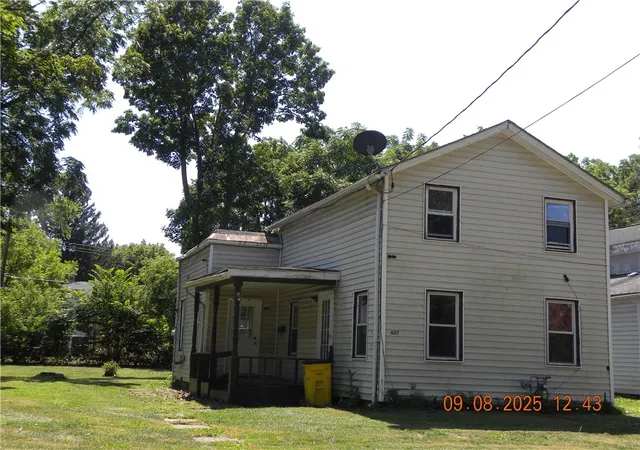 Homes for sale in Elmira City, NY | 407 W 4th St, Elmira City, NY 14901 | MLS# R1623652
