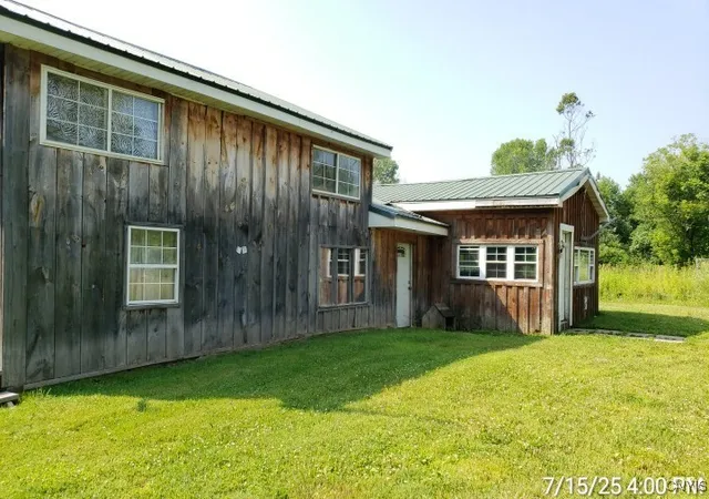 Homes for sale in Mexico, NY | 3107 Us Route 11, Mexico, NY 13131 | MLS# S1630254