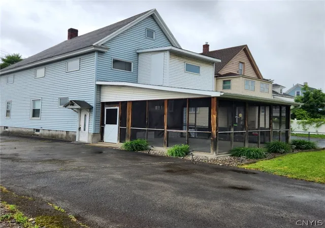 Homes for sale in Herkimer, NY | 104 Henry St, Herkimer, NY 13350 | MLS# S1631069
