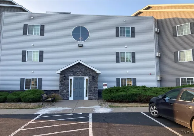 Photo 1 of Sale Pending at 1410 Landrush Way, Baldwinsville, NY 13027 | MLS# S1631391 | Listing updated on 2025-09-05